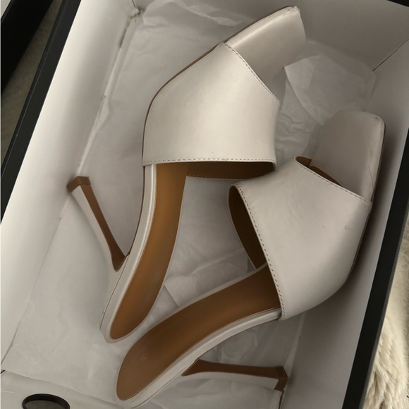 Tony Bianco Flora Heels - Picture 6 of 9